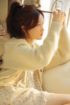 安娜女秘书